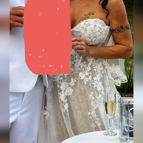 Gorgeous Sweetheart neckline wedding dress - Picture 8 of 9